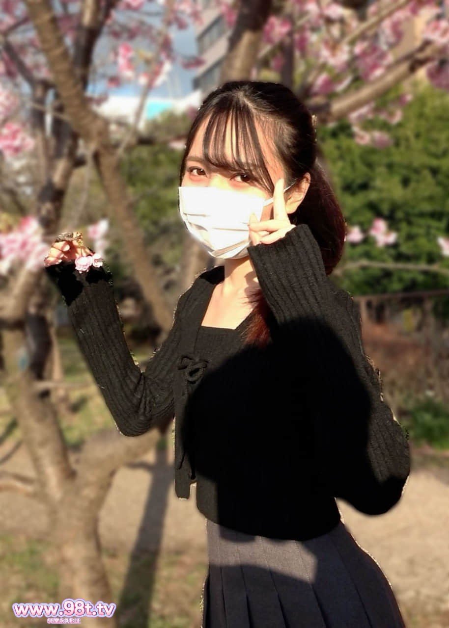 FC2PPV-4663348-【ぱ・顔出し】分かる人は分かるあの*と奇跡の再開！4年ぶり