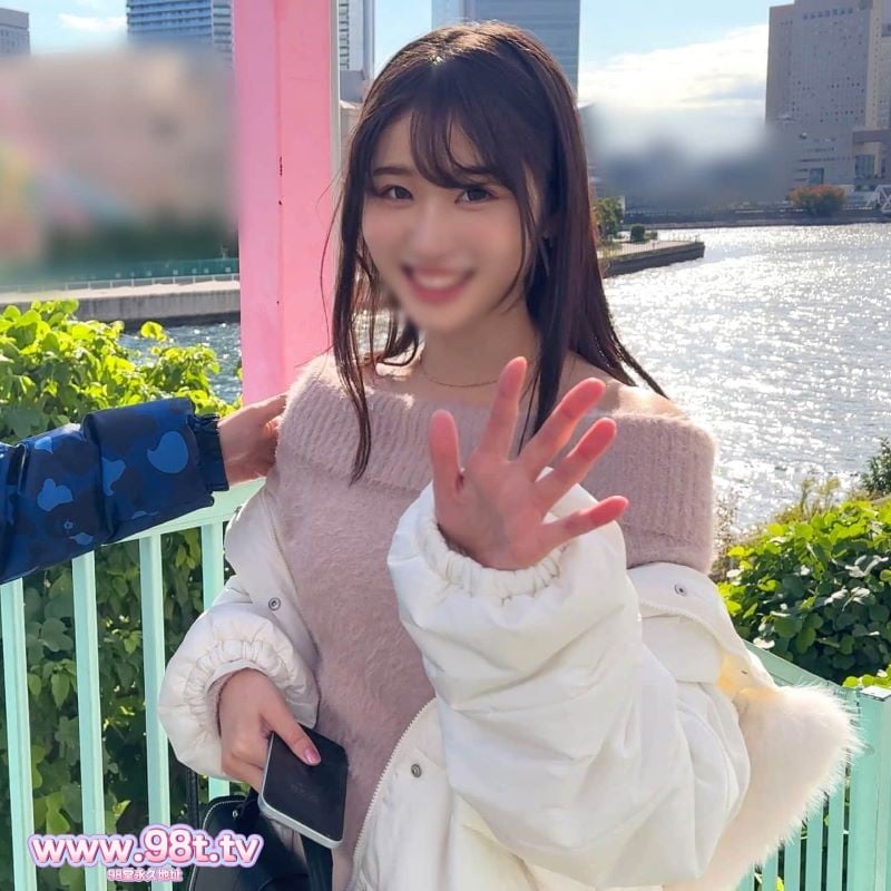 FC2PPV-4690907-【陽キャビッチ】横浜界隈騒然清楚系肉便器ふみのちゃん デカマラ”バレット