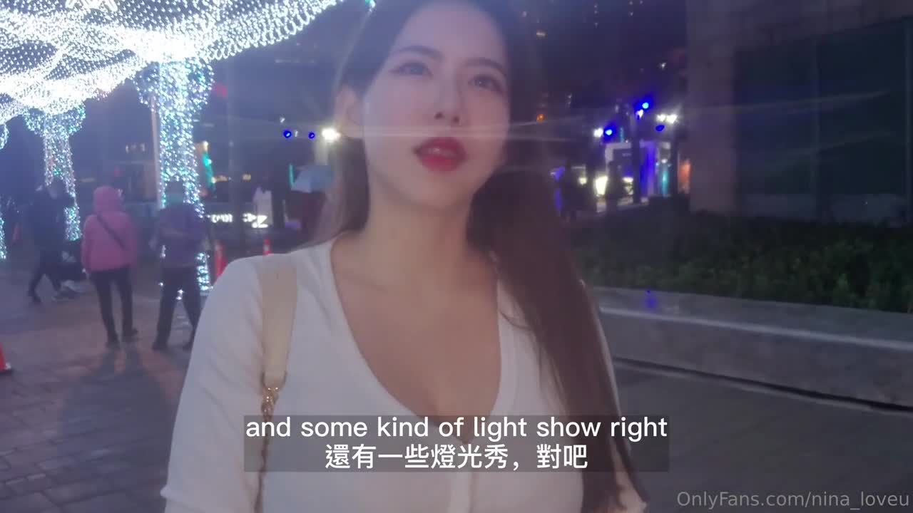 带着圣诞老人帽子的圣诞女孩#射精#骚逼#挑逗#性交